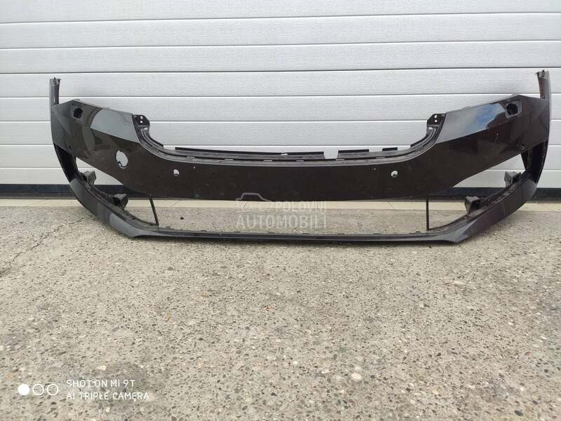 Prednji branik za Škoda Superb od 2015. do 2020. god.