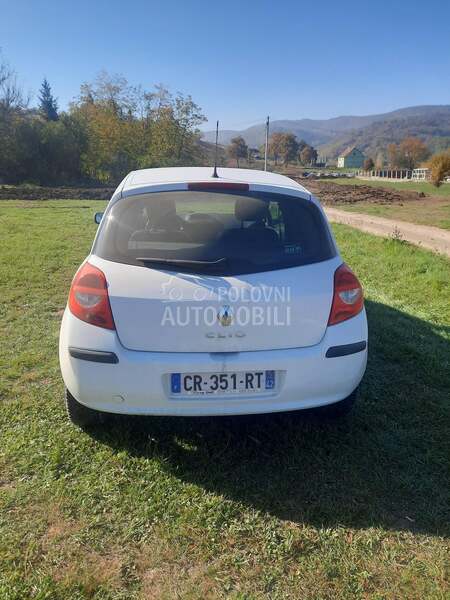 zadnji branik za Renault Clio