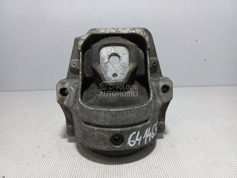 NOSAC MOTORA za Audi A4 - 8R0199381