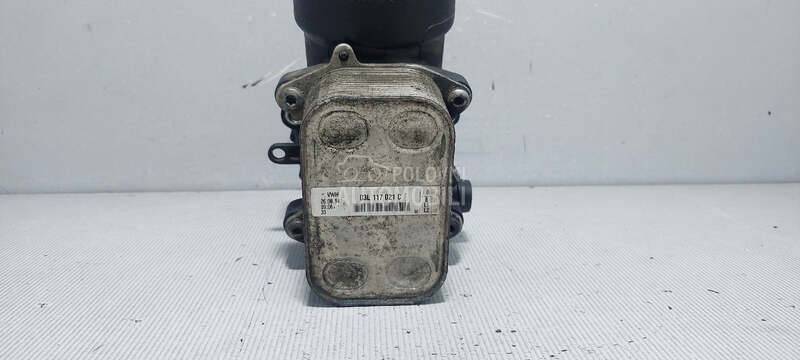 HLADNJAK ULJA za Volkswagen Passat B7 - 03L117021C