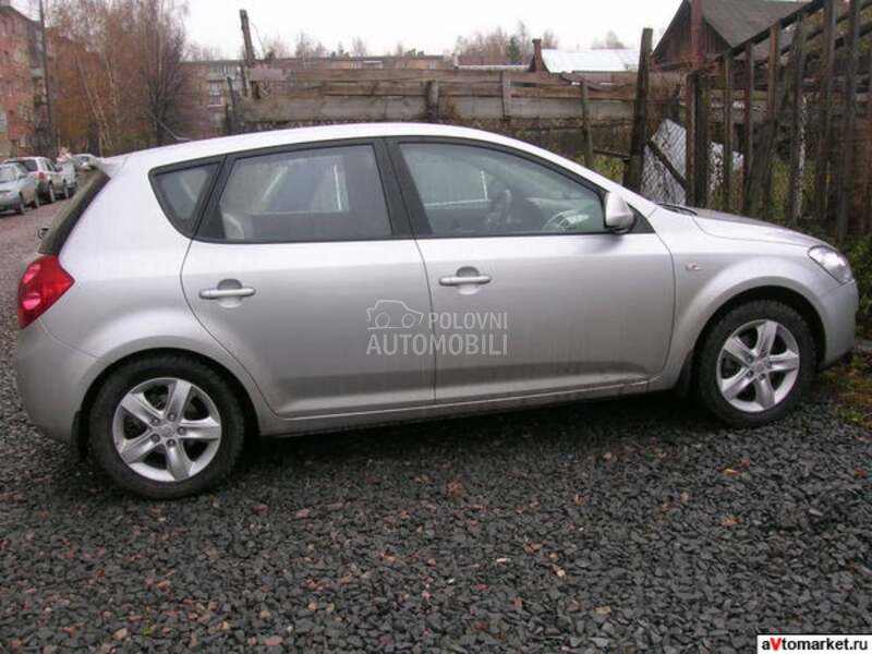 Farovi za Kia cee`d, pro_cee`d, cee`d sw od 2006. do 2012. god.