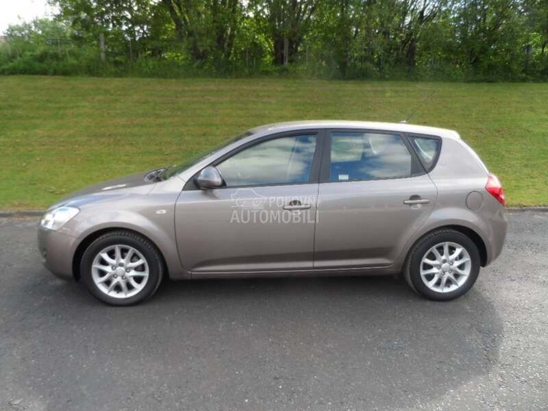 Zadnja šoferka za Kia cee`d od 2006. do 2012. god.