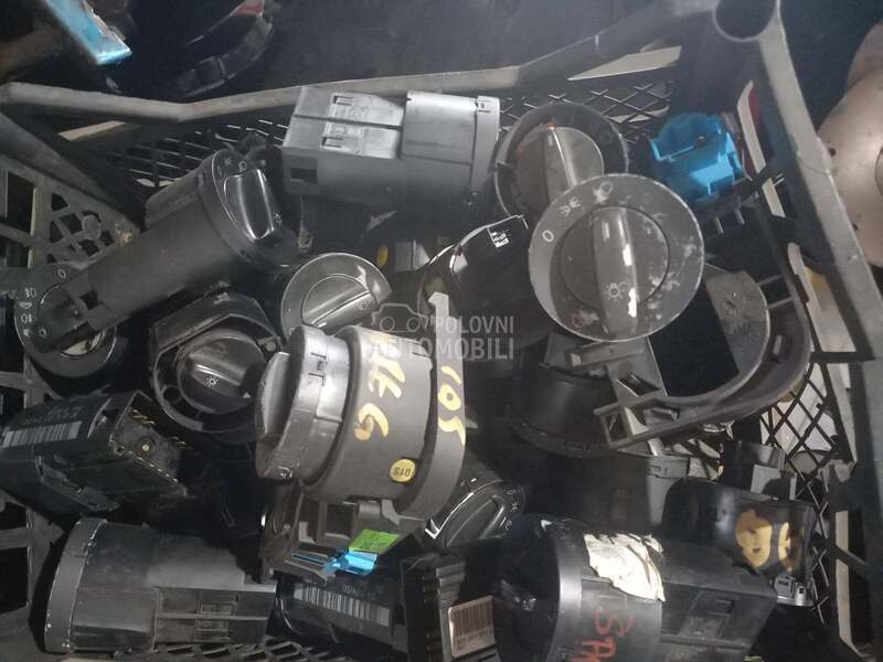 Prekidači svetla za Audi A3, A4, A5 ... od 2001. do 2008. god.