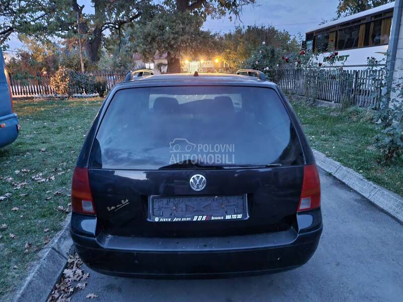 Delovi za Volkswagen Golf 4 1.9tdi 2001. god.
