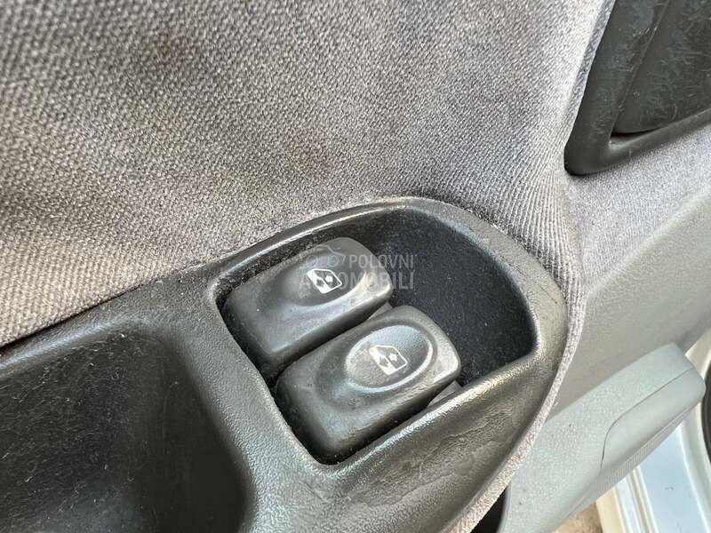 Prekidači za Renault Scenic od 2001. do 2003. god.