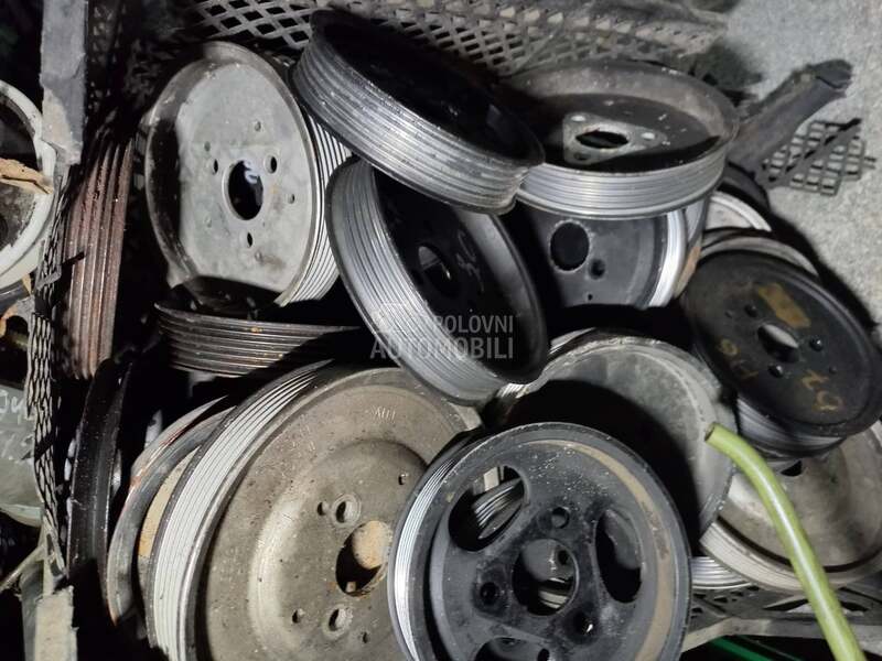 Remenice servo pumpe za Audi A4, A5, A6 ... od 2000. do 2009. god.
