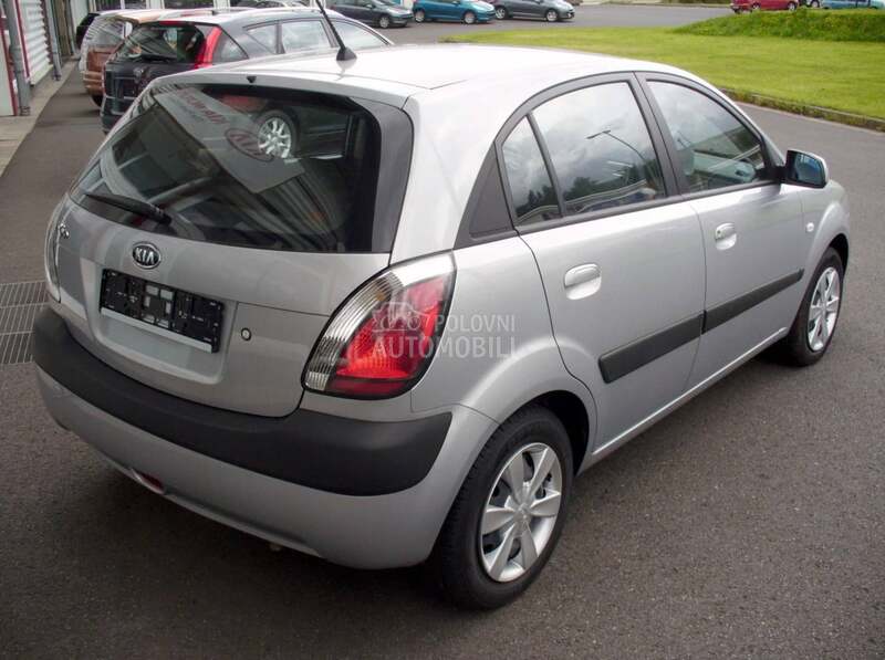 Dekle za Kia Rio od 2005. do 2011. god.