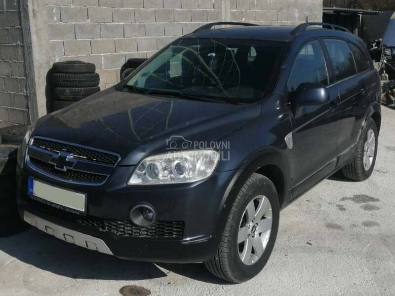 Chevrolet Captiva 2009. god. -  kompletan auto u delovima