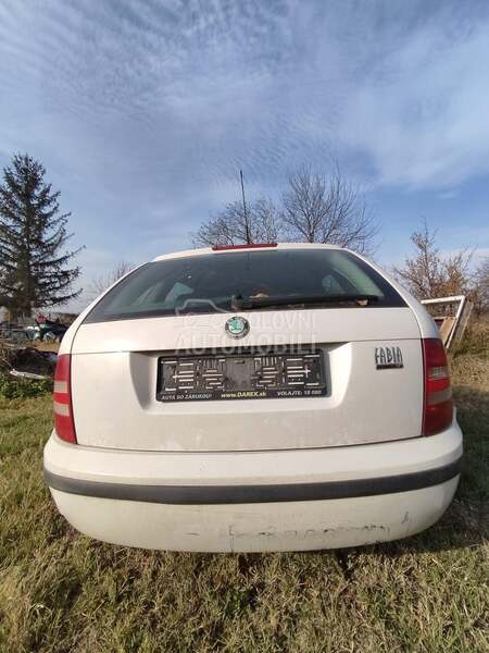 Zadnji branik za Škoda Fabia