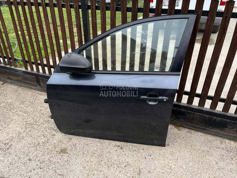 levi retrovizor za Kia cee`d, cee`d sw