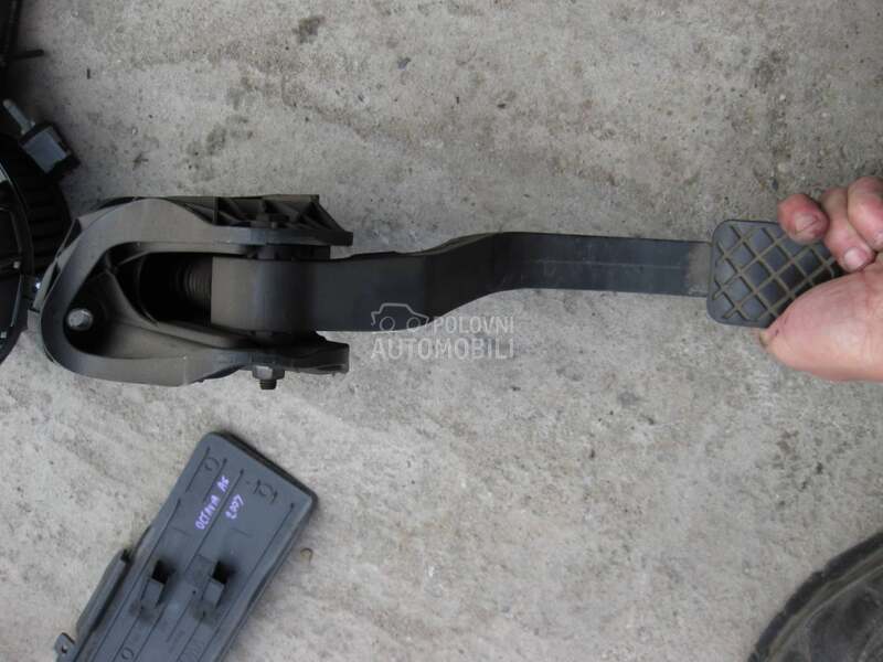 Cilindar kvacila sa pedalom za Škoda Octavia od 2004. do 2008. god.