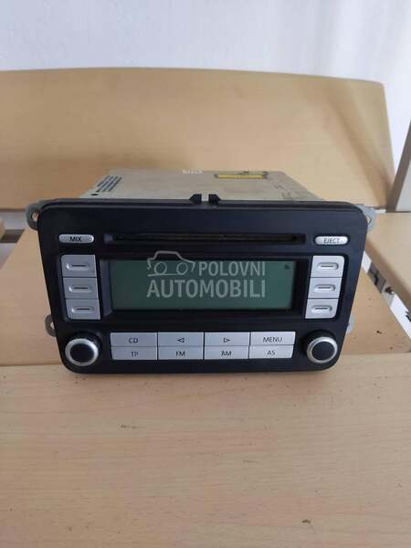 Radio CD plejer za Volkswagen Golf 5