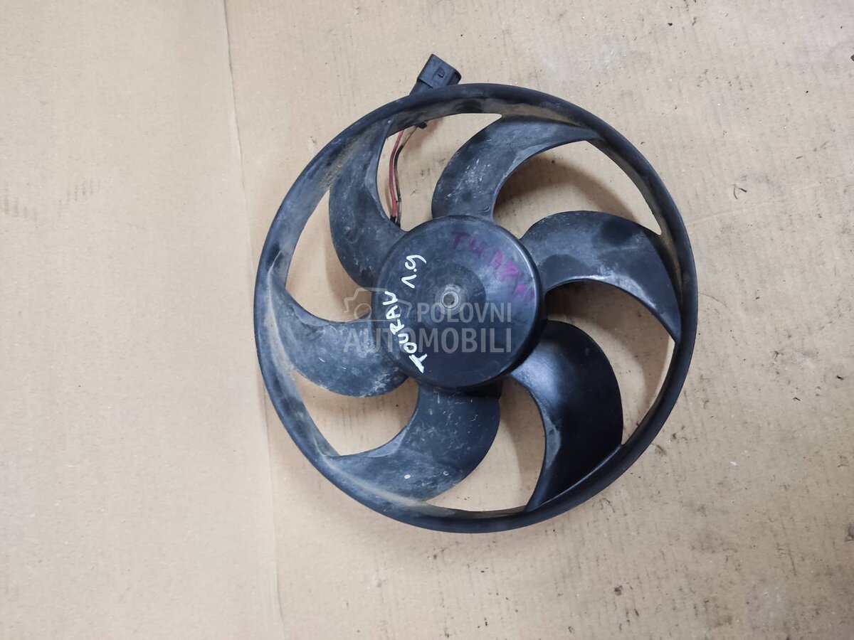 Ventilator hladnjaka za Volkswagen EOS, Golf 5, Passat B6 ...