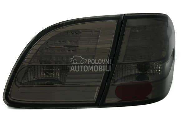Kristalna LED štop svetla  W2 za Mercedes Benz E Klasa