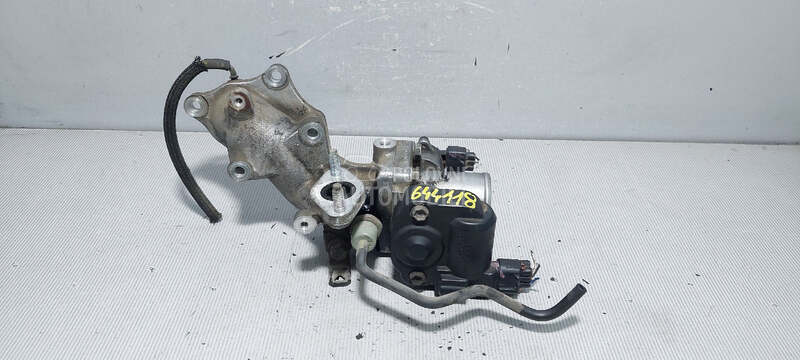 DOZER KLAPNA za Toyota Yaris