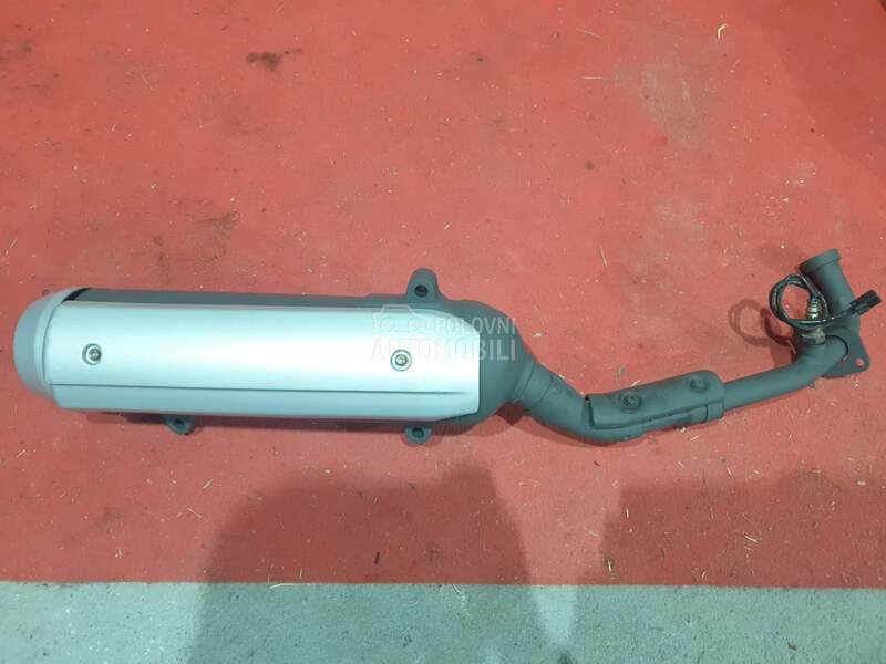 Auspuh za X maxa 250 ie