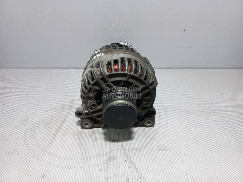 ALTERNATOR za Audi A4