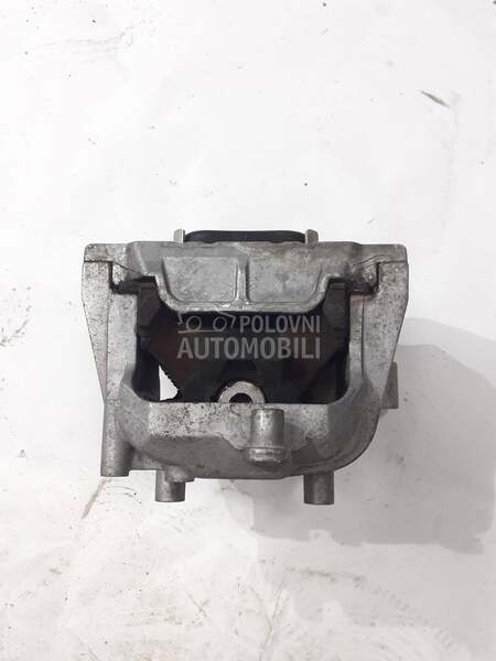 Nosac motora - menjaca za Volkswagen Golf 6