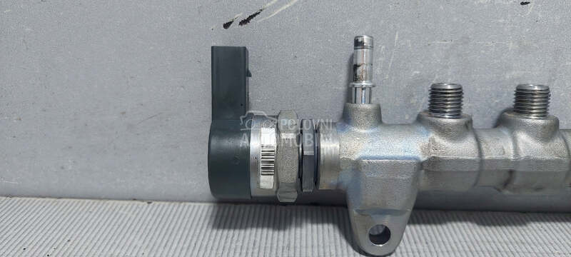 SENZOR MAGISTRALE za BMW X1 - 0281002949