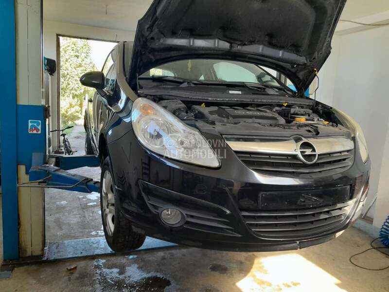 Branik za Opel Corsa D od 2006. do 2009. god.
