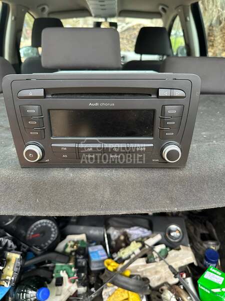 Radio CD raskodiran za Audi A3