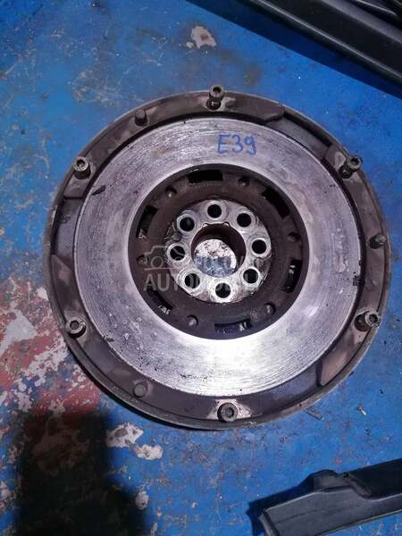 set kvacila sa zamajcem za BMW Serija 5, 530 od 1997. do 2003. god.