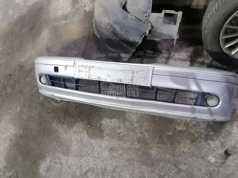 branik za BMW Serija 5 od 1997. do 2003. god.