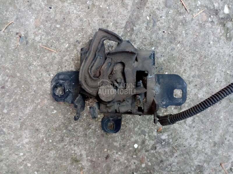 brava haube za Volkswagen Golf 4 od 1997. do 2006. god.