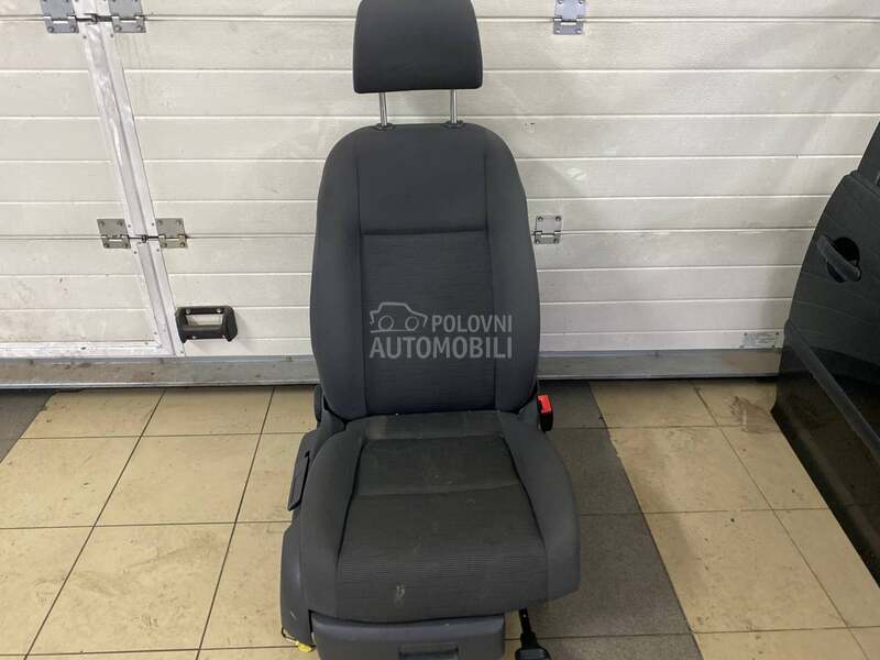 SEDISTE SUVOZACEVO za Volkswagen Golf 5