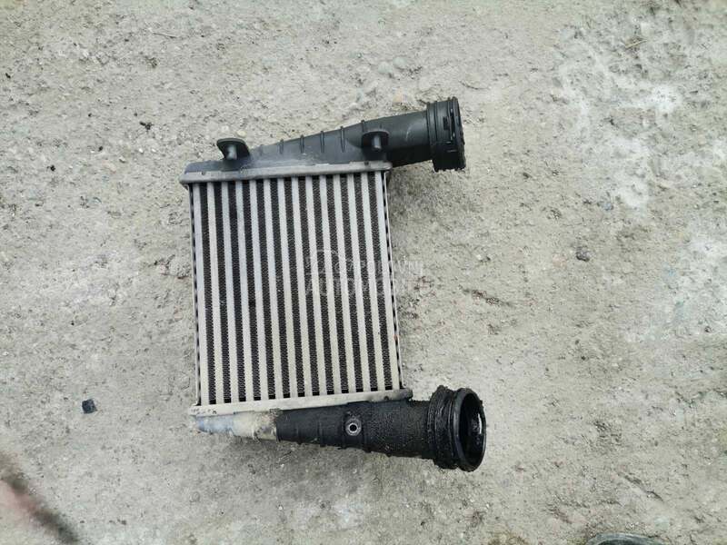 Hladnjak interkuler za Volkswagen Passat B5.5