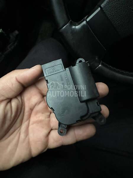 motoric klapne ventilacije za Volkswagen Golf 7, Golf Plus, Passat B6 ... od 2004. do 2017. god.