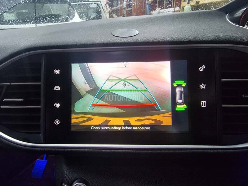 rikverc kamera za Peugeot 308