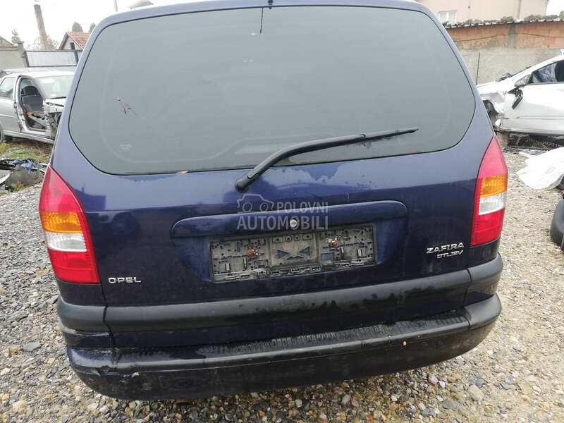 Opel Zafira Z 282 2002. god. -  kompletan auto u delovima