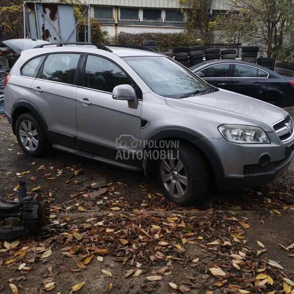 Chevrolet Captiva 2.0d 2008. god. -  kompletan auto u delovima