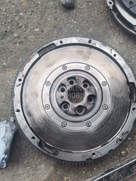 Set kvacila plivajuci za Volkswagen Bora, Golf 4, Polo