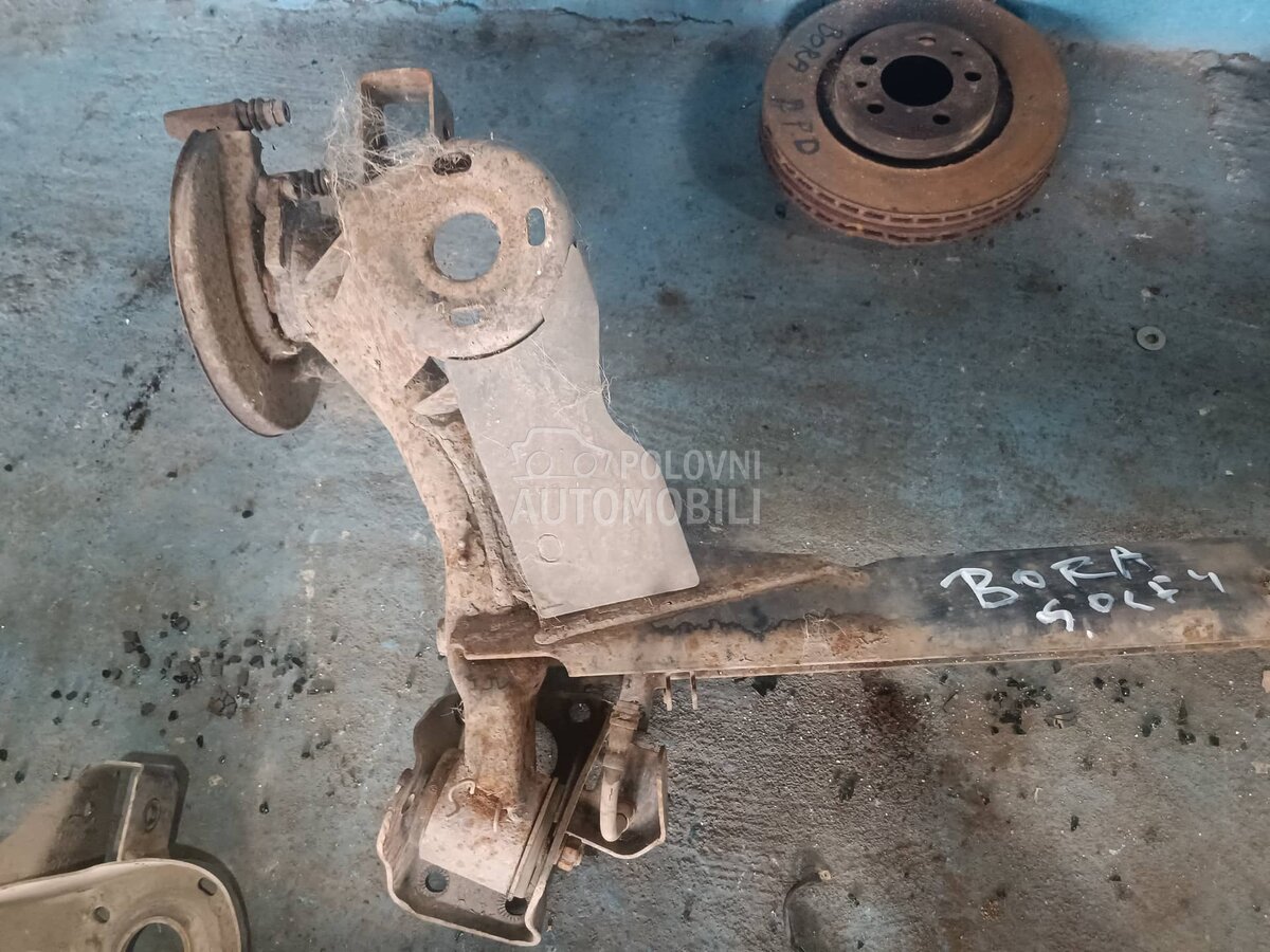 Zadnji trap za Volkswagen Bora, Golf 4 od 2000. do 2005. god.