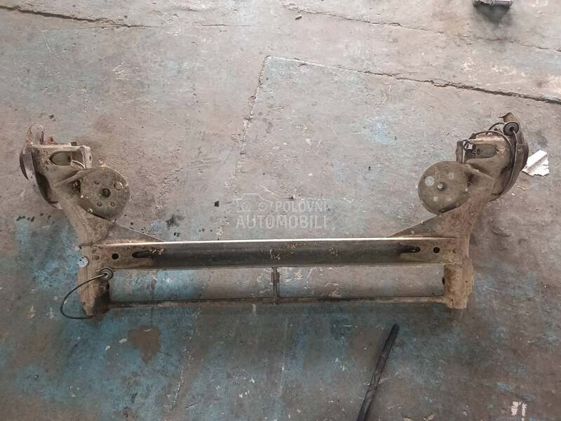 Zadnji trap za Volkswagen Passat B5, Passat B5.5 od 2000. do 2005. god.