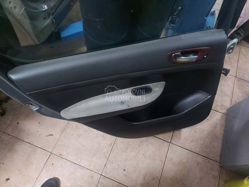 Tapaciri vrata za Peugeot 307
