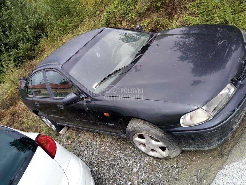 Honda Accord 2.0 1994. god. -  kompletan auto u delovima
