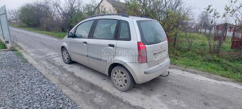 siti servo za Fiat Idea