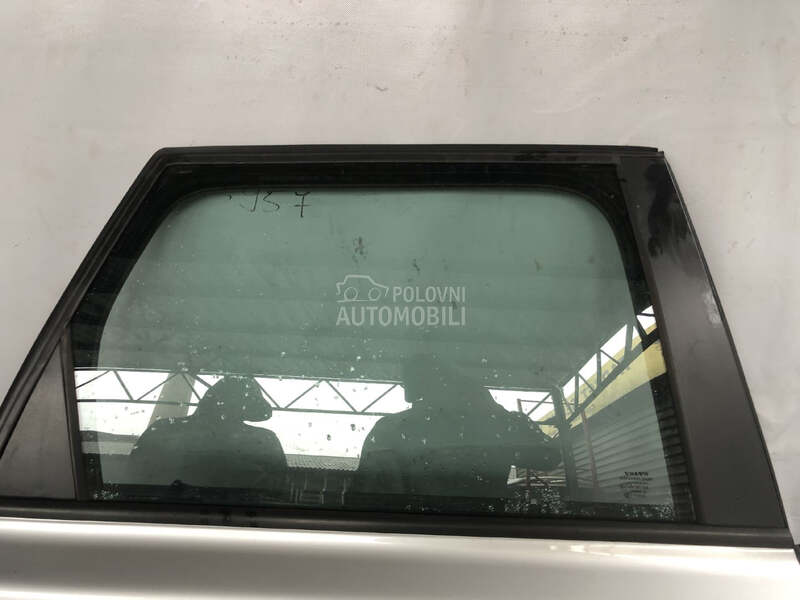 STAKLO za Volvo S40