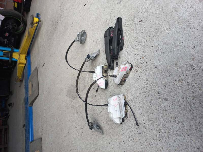 Brave za Citroen C3, C3 pluriel