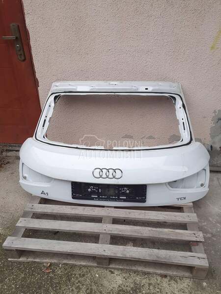 Gepek vrata za Audi A1