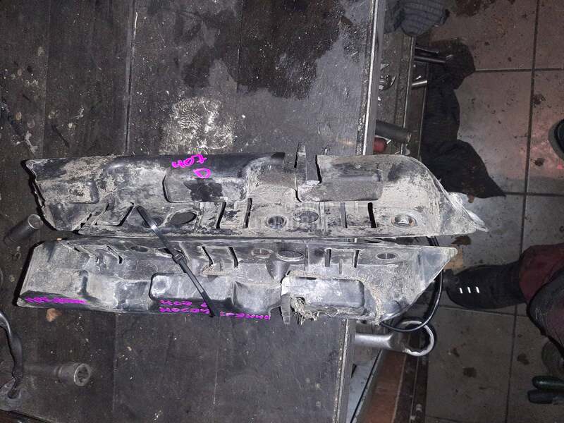 nosac branika za Peugeot 407 od 2004. do 2008. god.