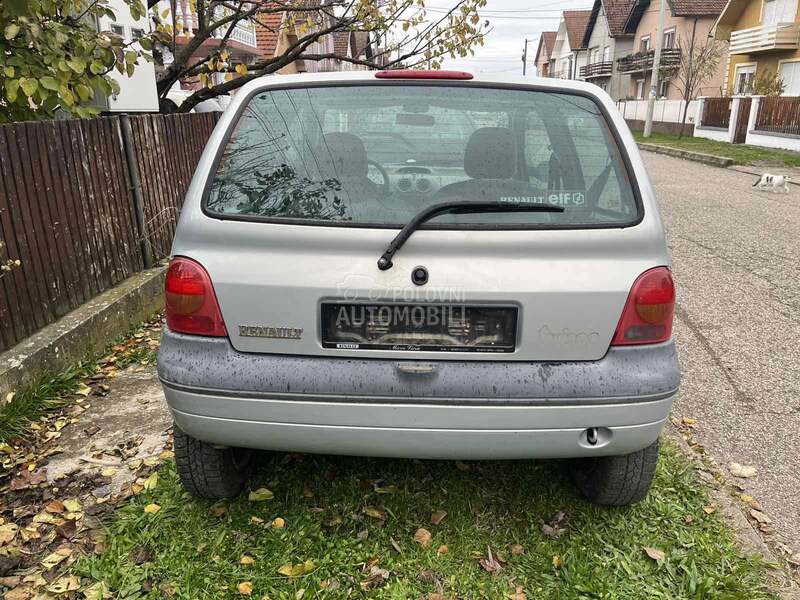 zadnji branik za Renault Twingo od 1998. do 2007. god.