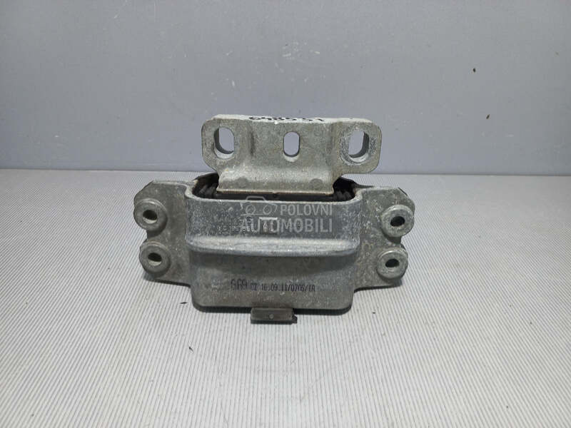 NOSAC MOTORA za Volkswagen Golf 6