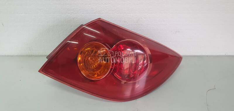 Desna lampa Stop svetlo za Mazda 3 od 2003. do 2008. god.