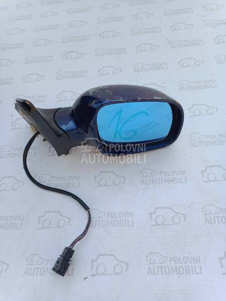 Desni retrovizor za Volkswagen Golf 4