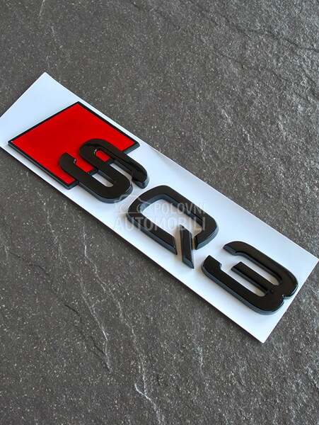 SQ3 crna oznaka gepeka NOVO za Audi Q3