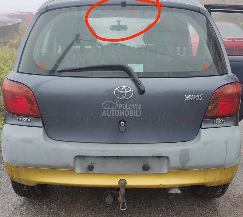 Trece stop svetlo gepek za Toyota Yaris od 1999. do 2005. god.